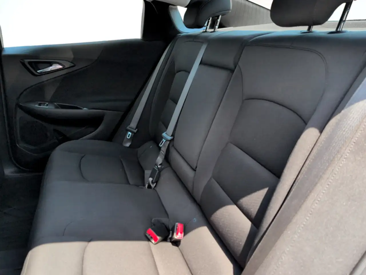 Chevrolet Malibu снимка Chevrolet Malibu