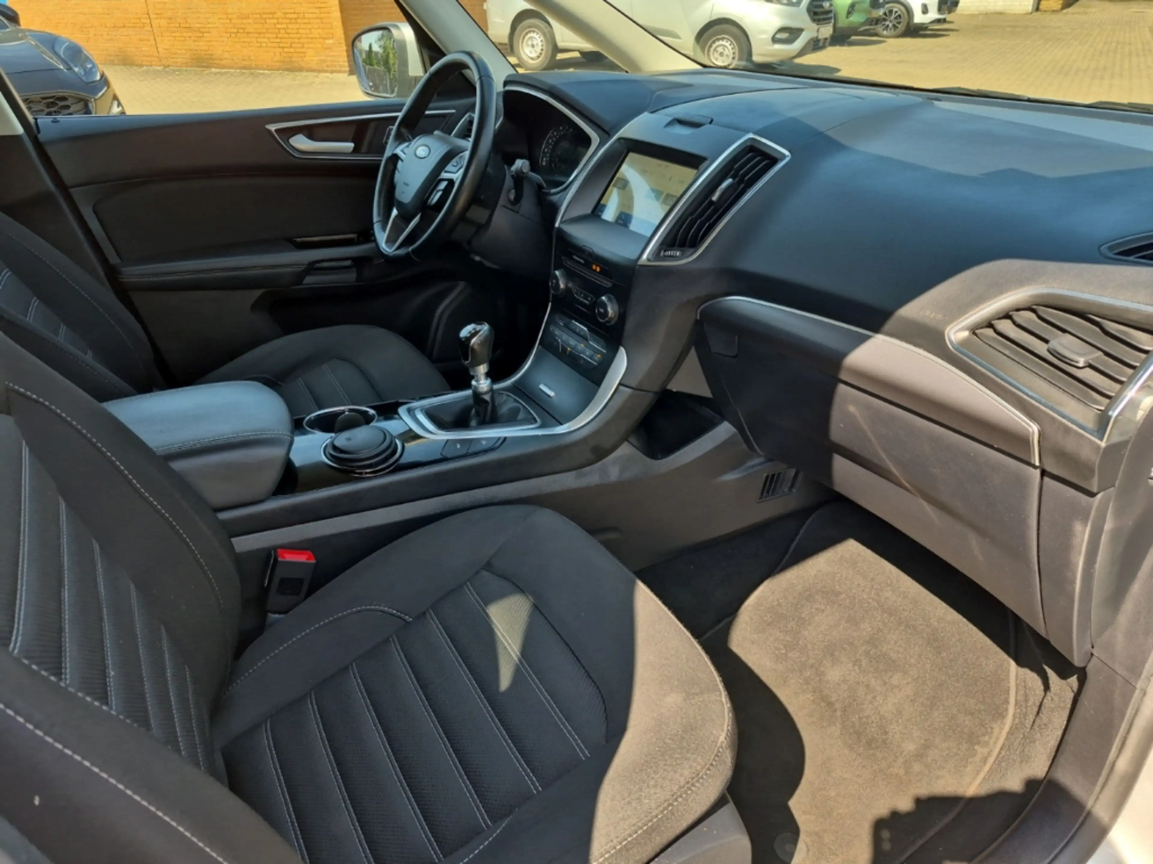 Ford Galaxy Titanium 7-Sitzer,Panorama,Kamera,AHK,Navi — photo 10
