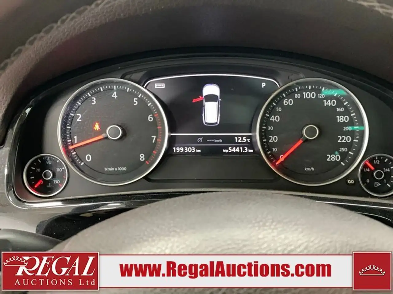 Volkswagen Touareg снимка Volkswagen Touareg