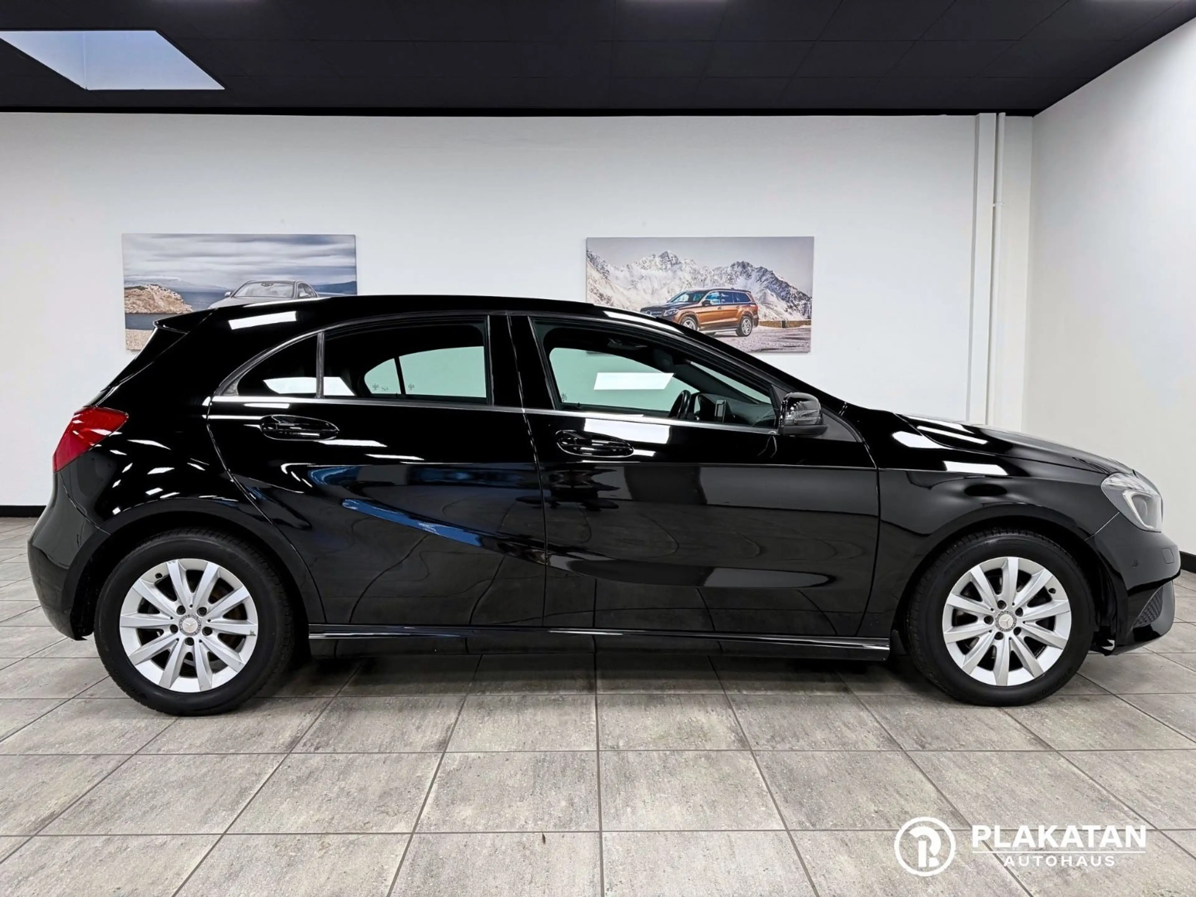 Mercedes-Benz A 200 CDI Leder SportSitz Bi-Xenon Panorama — photo 4