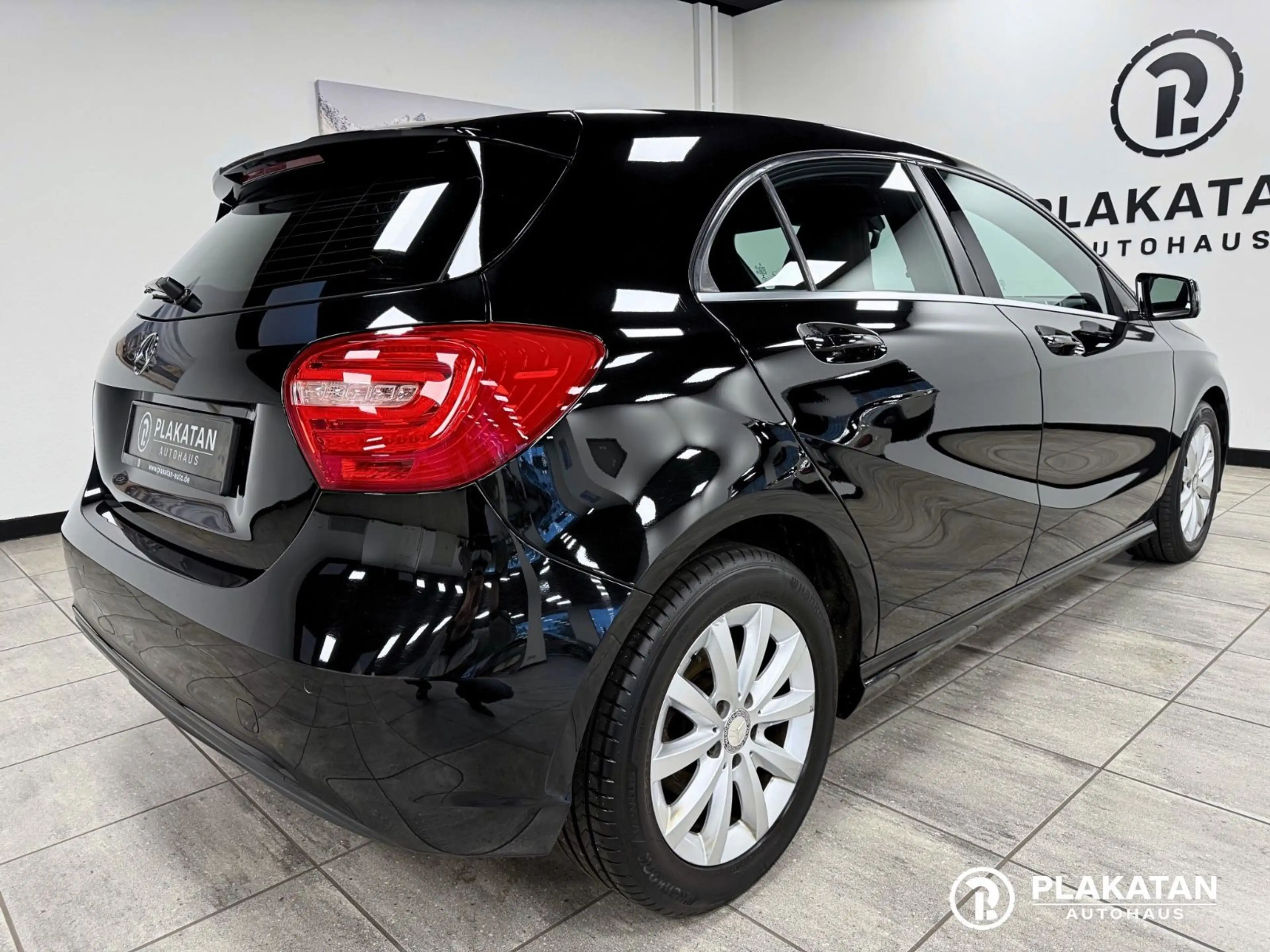 Mercedes-Benz A 200 CDI Leder SportSitz Bi-Xenon Panorama — photo 5