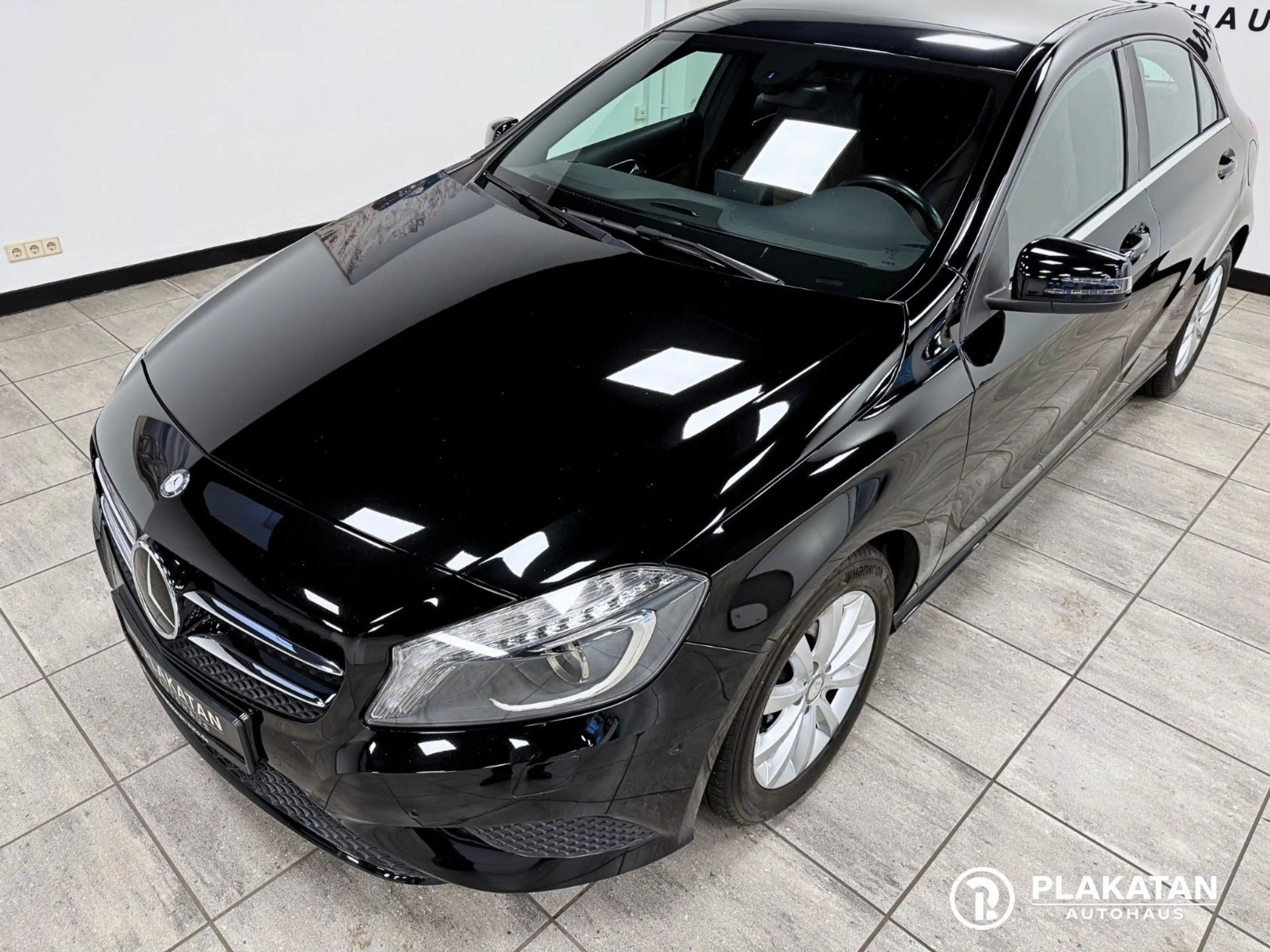 Mercedes-Benz A 200 CDI Leder SportSitz Bi-Xenon Panorama — photo 9