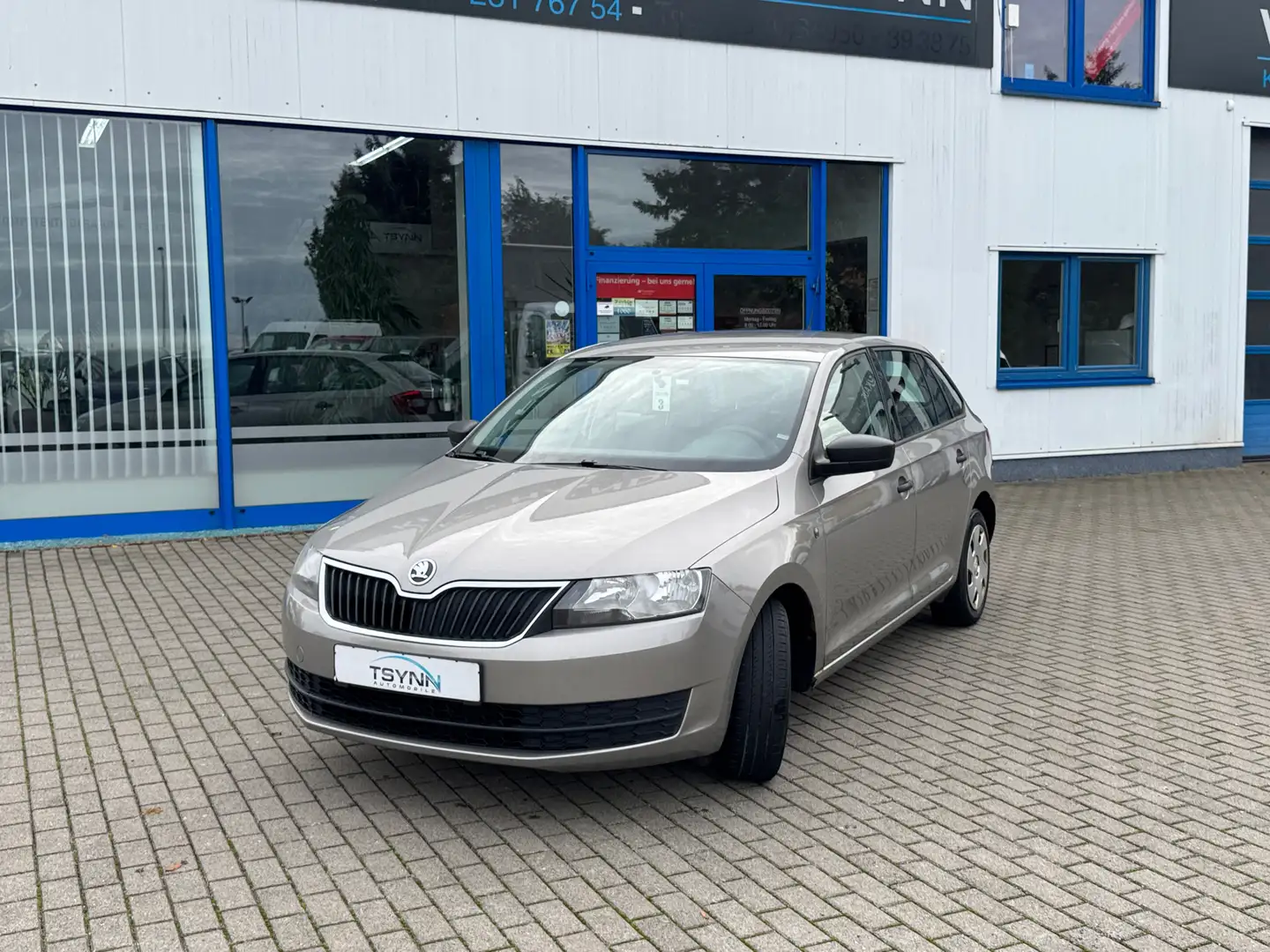 Skoda Rapid/Spaceback Rapid Spaceback 1.2 TSI Beige - 1