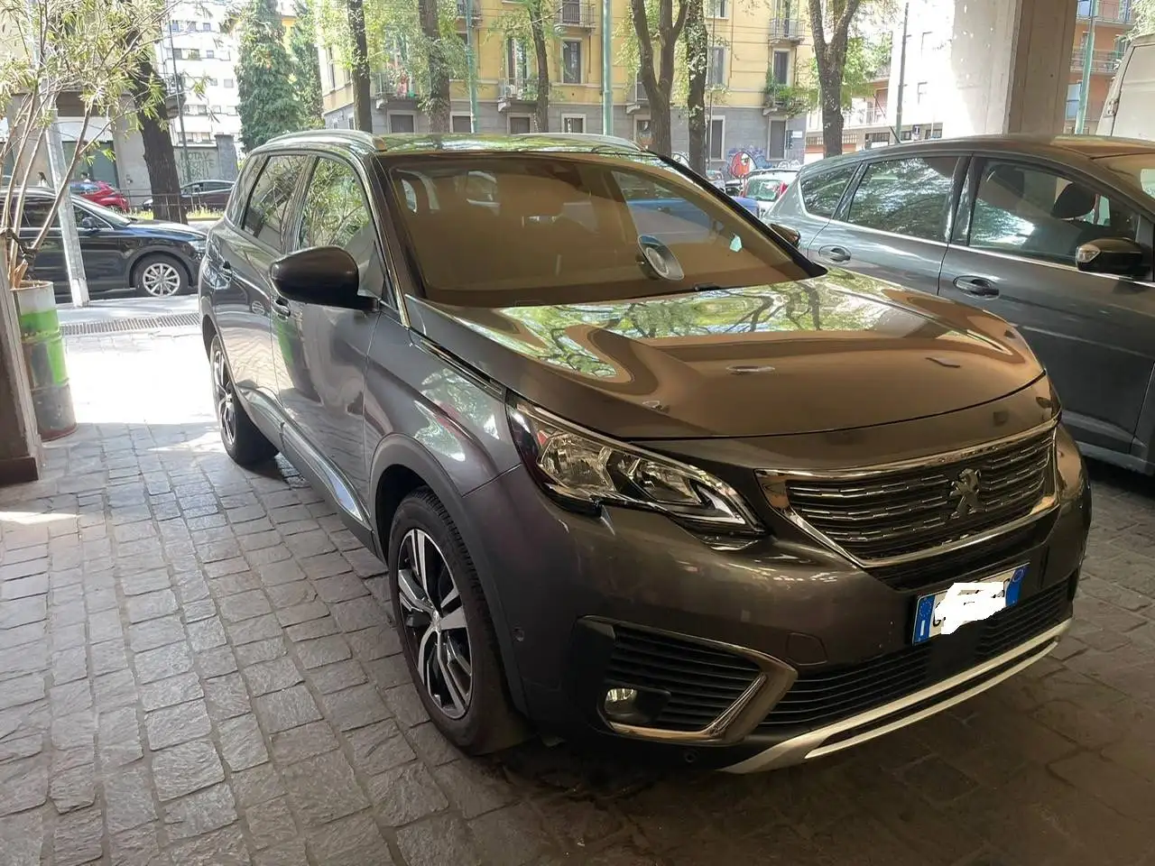 Peugeot 5008