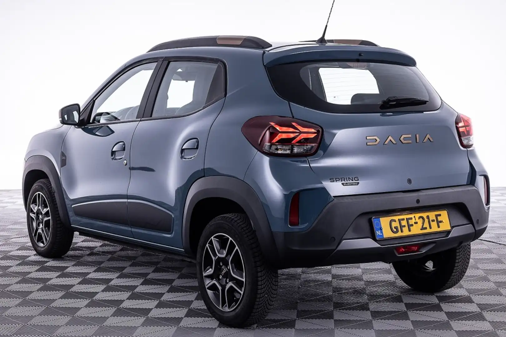Dacia Spring Extreme 27 kWh 68PK | LEDER | NAVI | PDC Blauw - 2