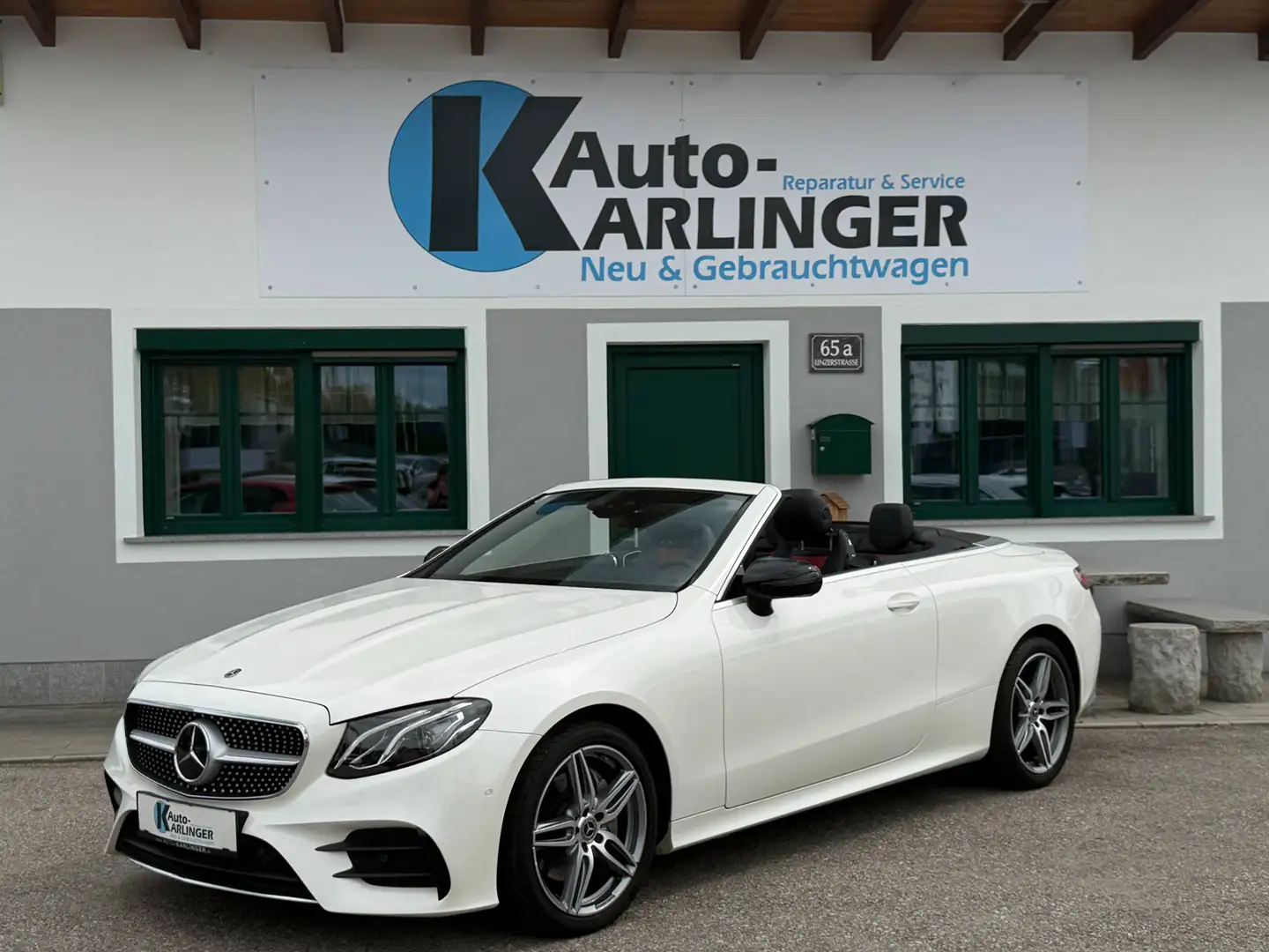 Mercedes-Benz E 220 E 220 d 4Matic Aut. **AMG Innen & Außen** Weiß - 1