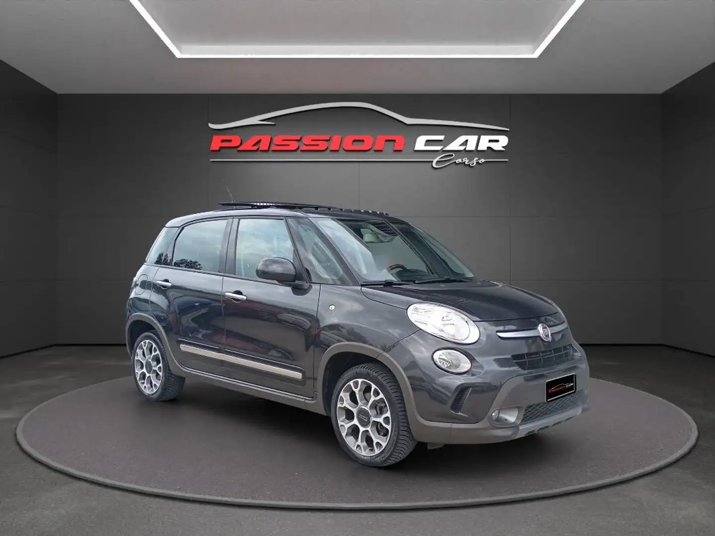 Fiat 500L 1.4 Trekking 95cv - Tetto Apribile Grijs - 2