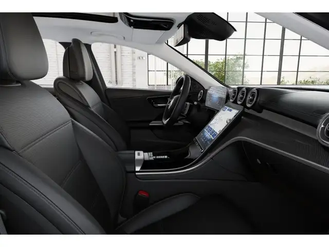 Mercedes-Benz C-Class view 8