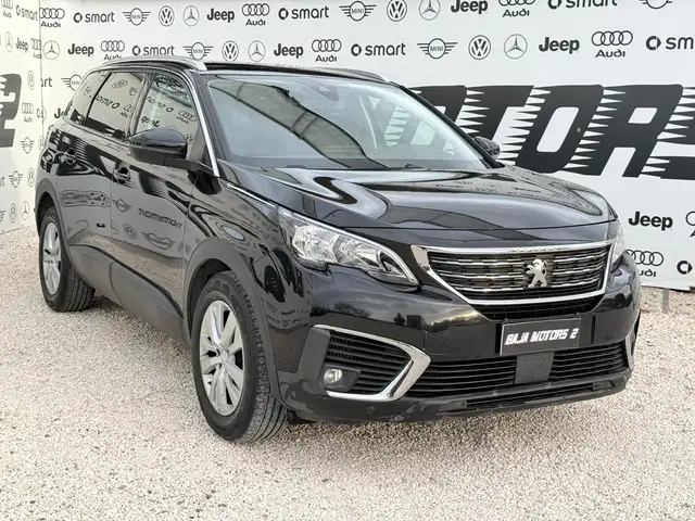 Peugeot 5008 in vendita da Baja Motors 2