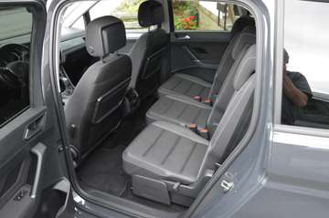 Bild 6 Volkswagen Touran Active 2,0 TDI DSG Navi AHK