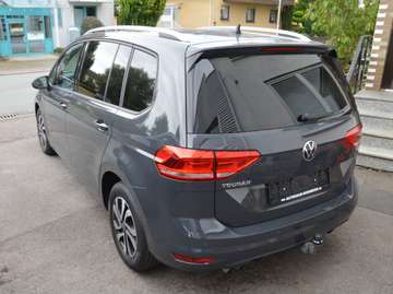 Bild 3 Volkswagen Touran Active 2,0 TDI DSG Navi AHK