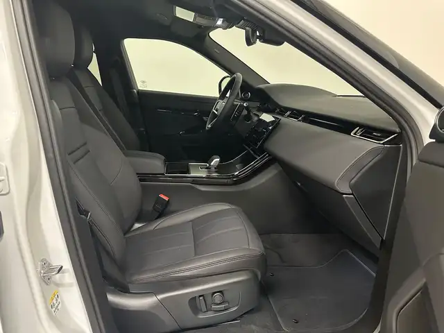 Land Rover Range Rover Evoque view 3