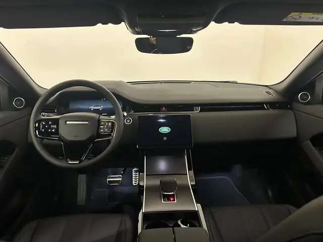 Land Rover Range Rover Evoque view 4