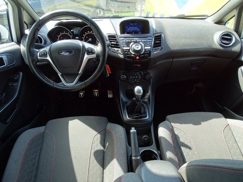 Ford Fiesta 1.0 EcoBoost ST Line|Navi|All Season|Bluetooth|Rij — photo 6