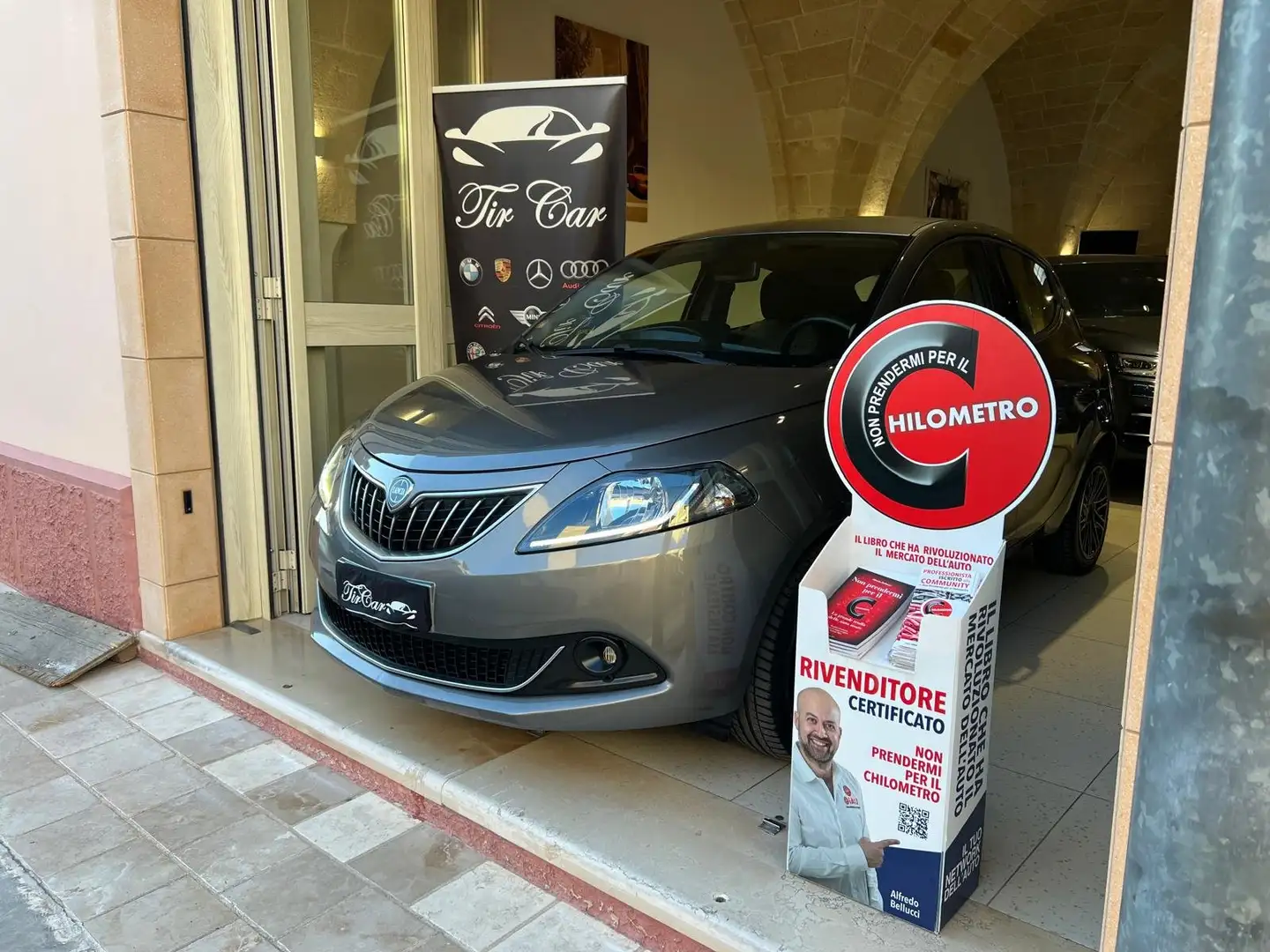 Lancia Ypsilon Ypsilon III 2021 1.2 Gold Gpl 69cv Grigio - 1