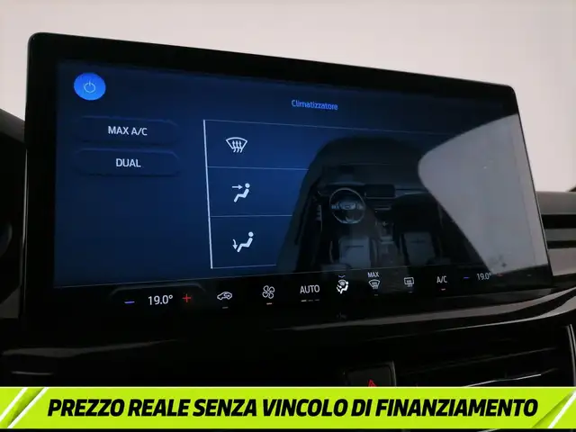 Ford Focus view 15
