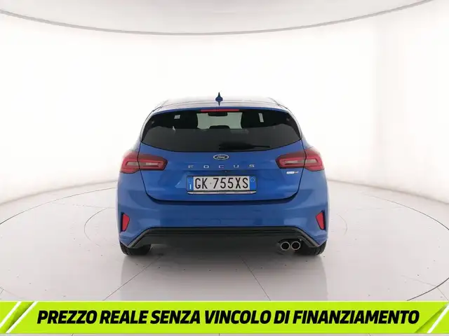 Ford Focus view 4