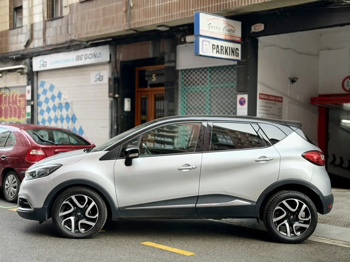 Renault Captur 1.5dCi eco2 Energy Intens 90 Gris - 2