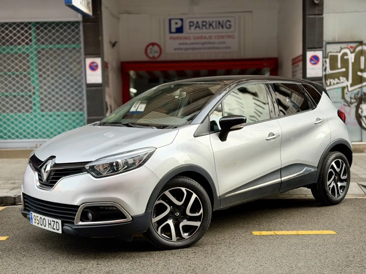 Renault Captur 1.5dCi eco2 Energy Intens 90 Gris - 1
