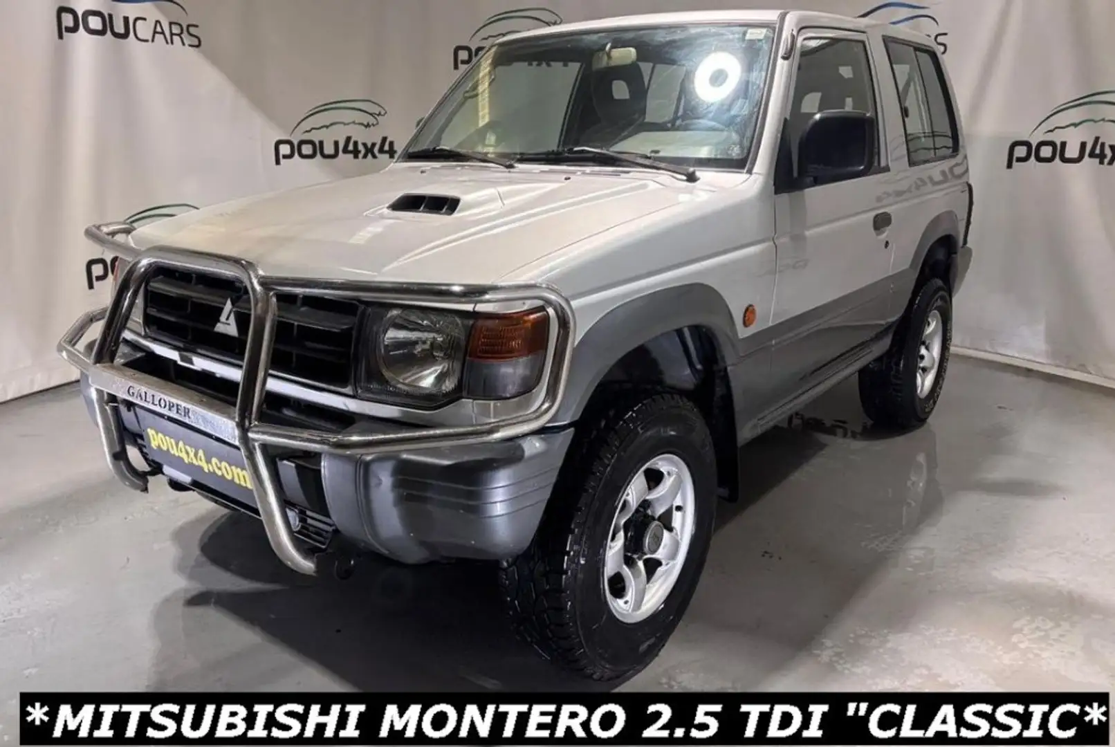 Mitsubishi Montero Corto 2.5 Tdi GLX Lujo Grijs - 1