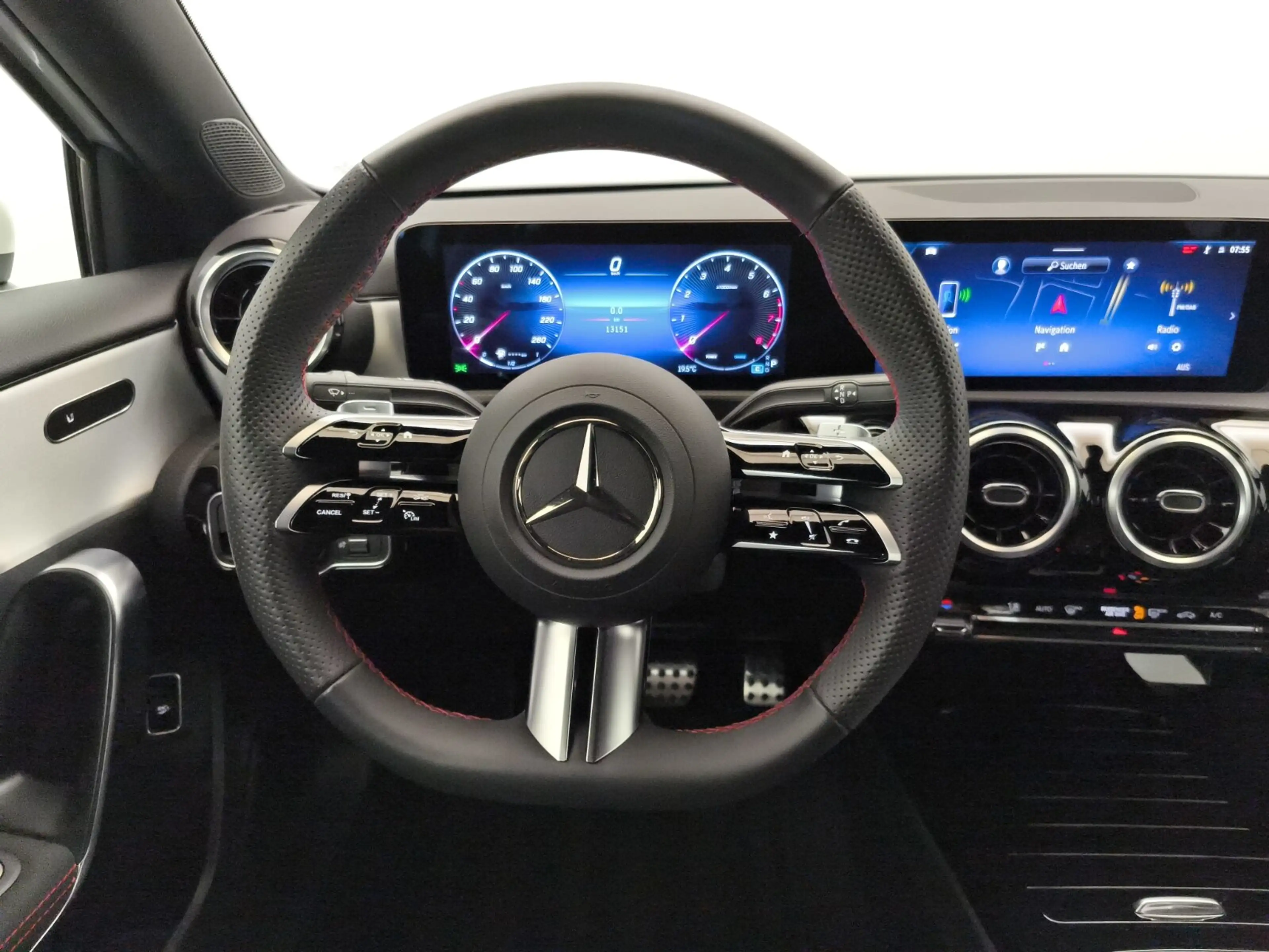 Mercedes-Benz A 180 A 180 Limousine AMG Advanced RüCam LED Winterpak — photo 13