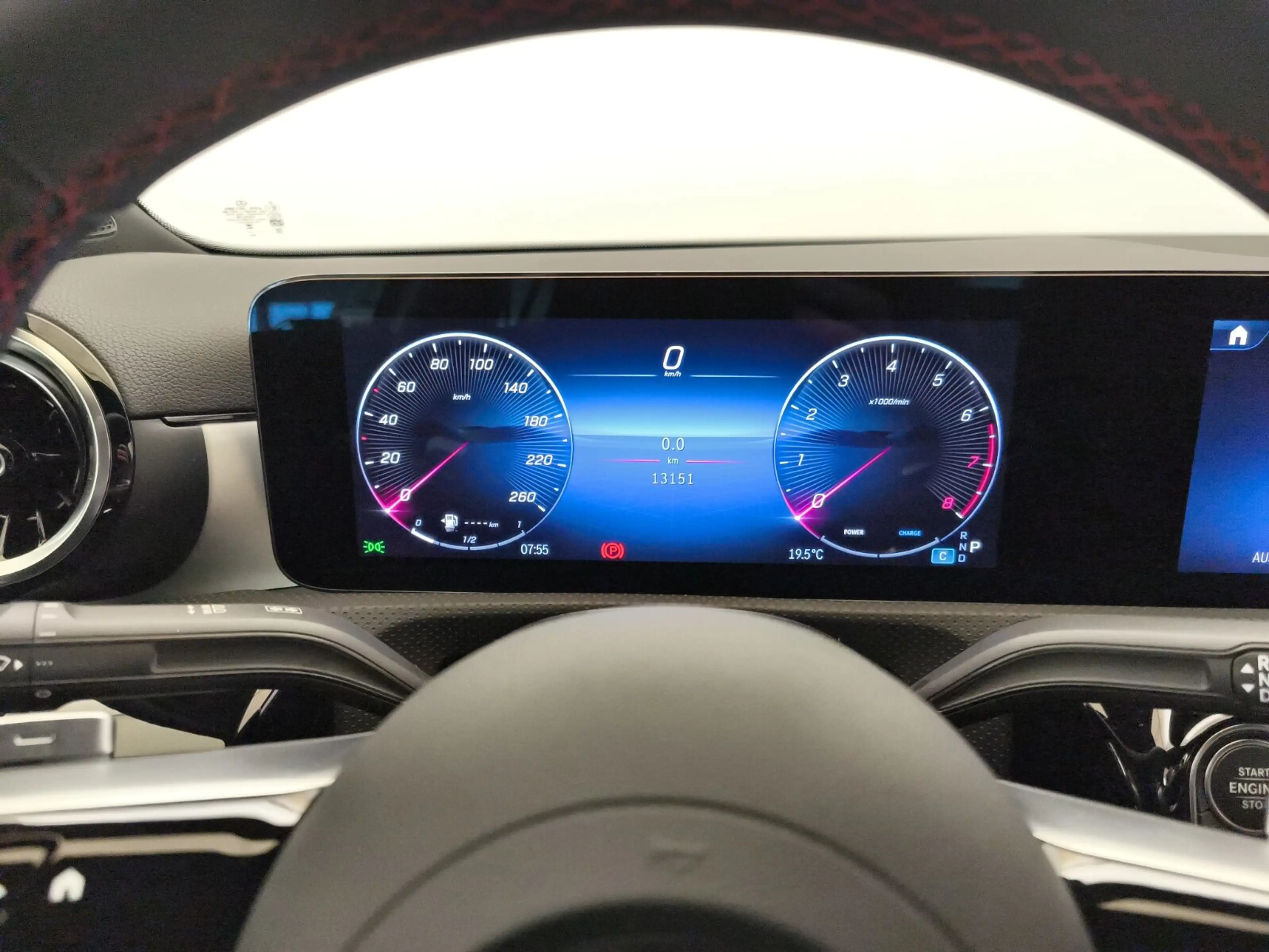 Mercedes-Benz A 180 A 180 Limousine AMG Advanced RüCam LED Winterpak — photo 15