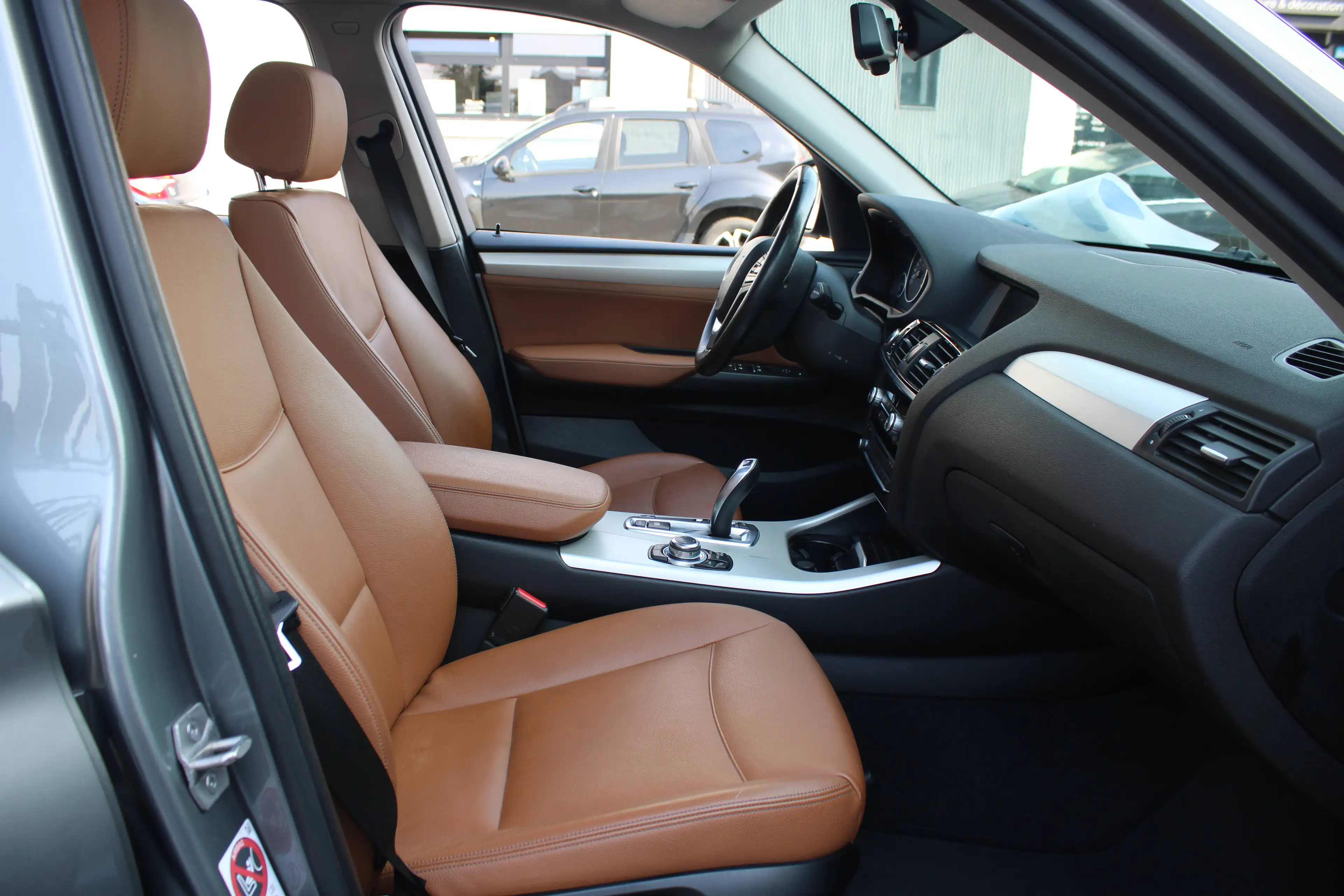 BMW X3 2.0 dA+BOÎTE AUTO+CUIR+TOIT PANO //EURO 6b// — photo 15