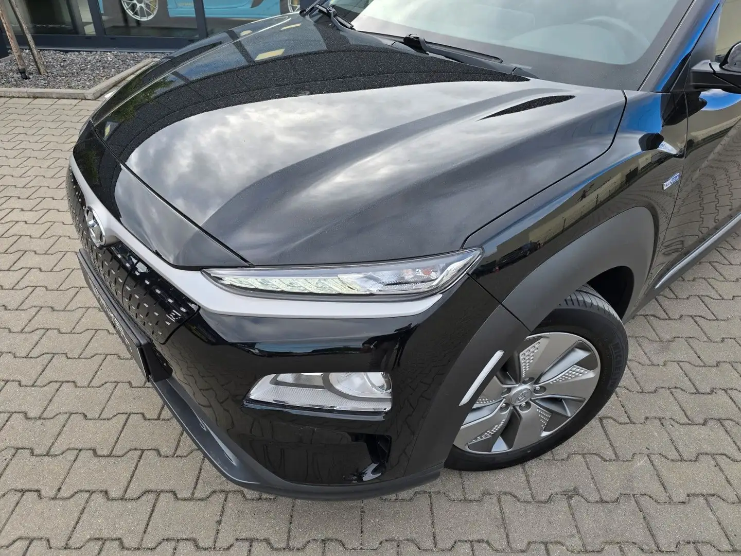 Hyundai KONA Business Elektro*Led*Acc*Shz*Kamera* Schwarz - 2