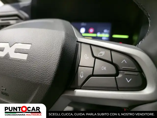 Dacia Duster view 22