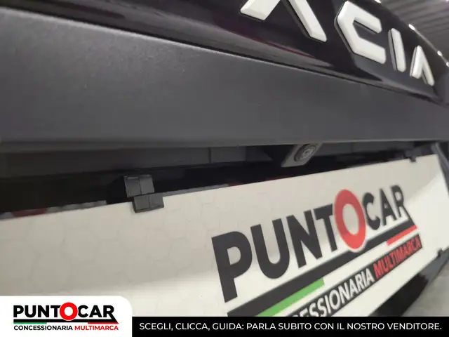 Dacia Duster view 12