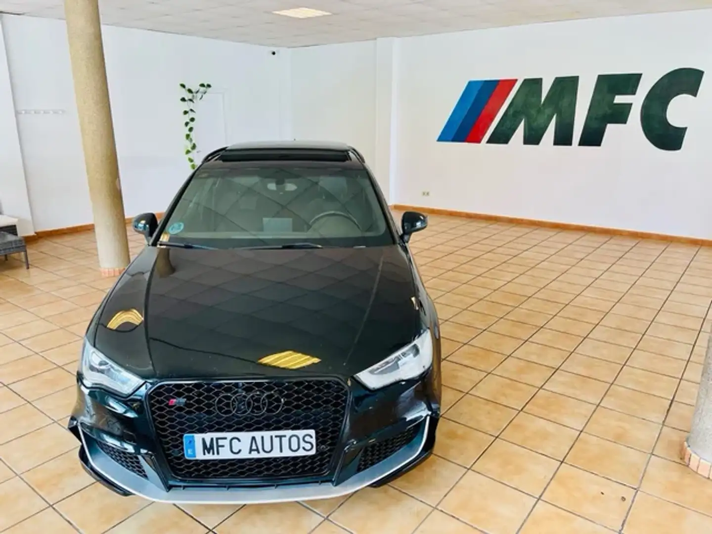 Audi S3 2.0 TFSI quattro S-Tronic Noir - 2