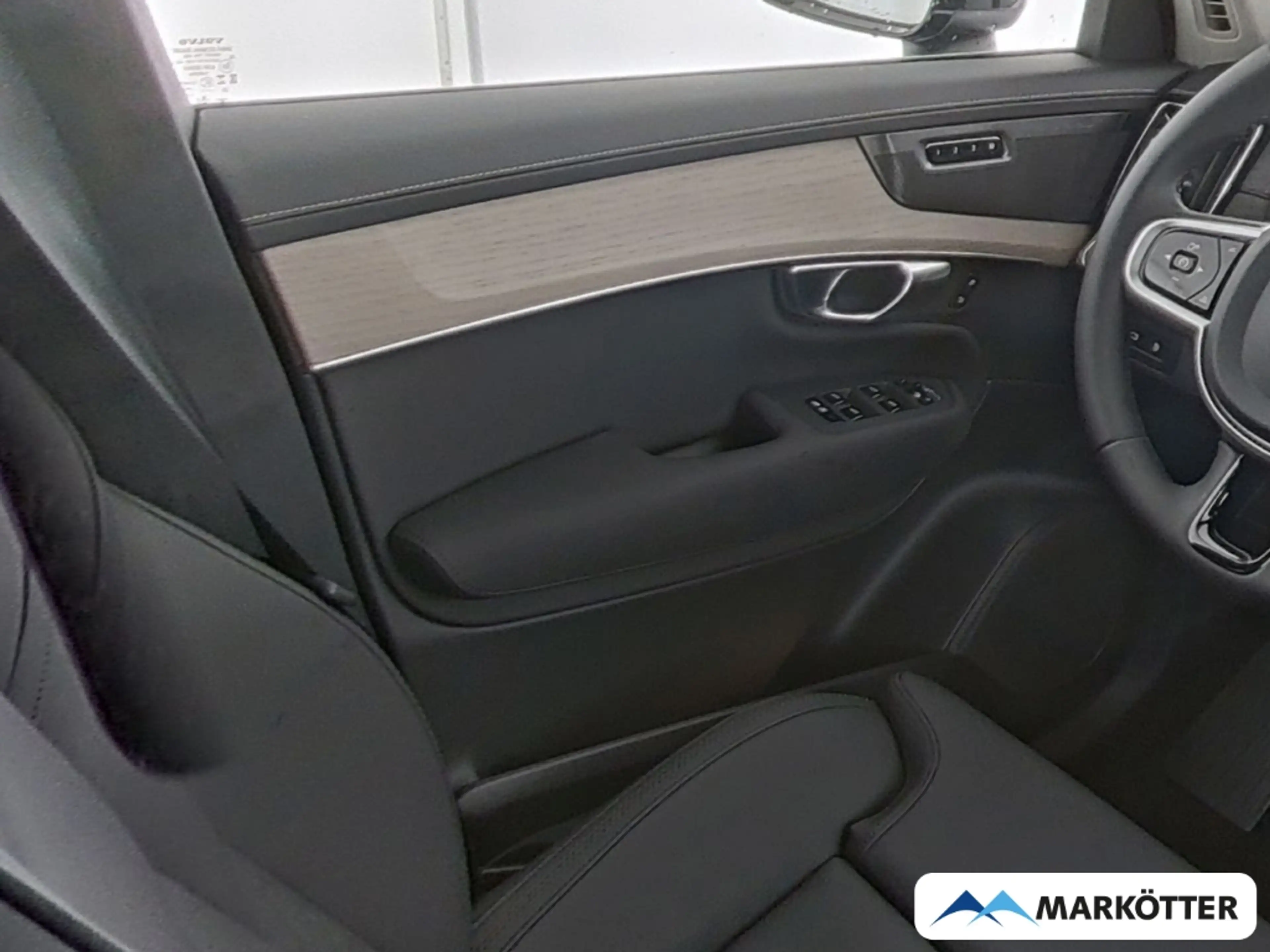 Volvo XC90 T8 Ultra Bright*AWD*Plug-In Hybrid*7-Sitzer* — photo 11