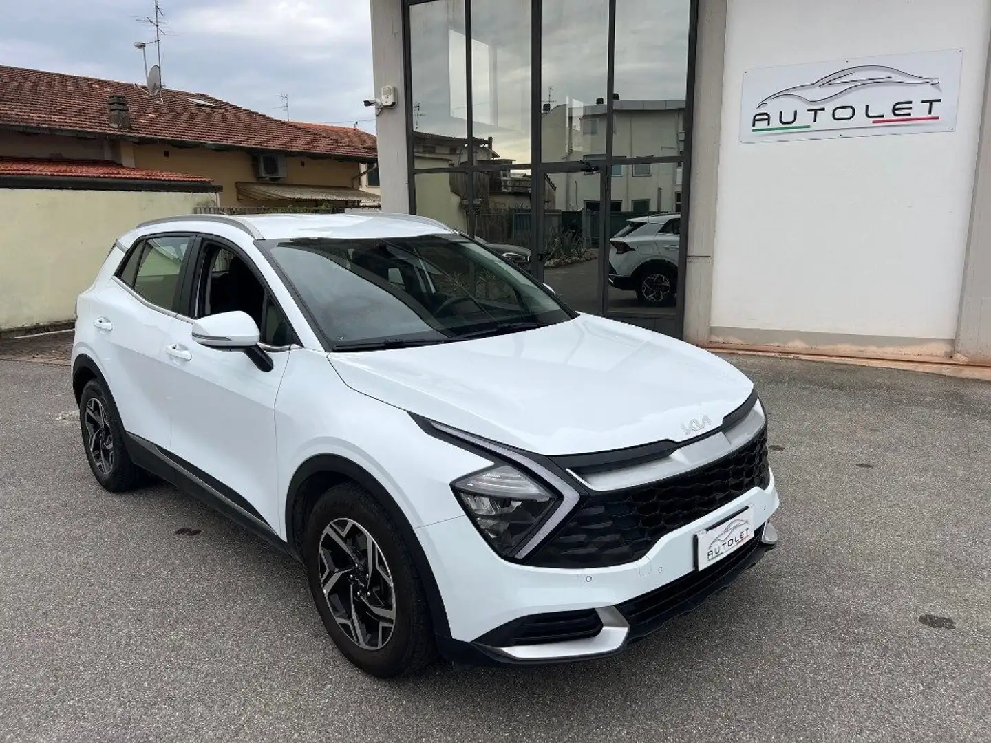 Kia Sportage 1.6 CRDI 136 CV 2WD Mild Hybrid Style Bianco - 1