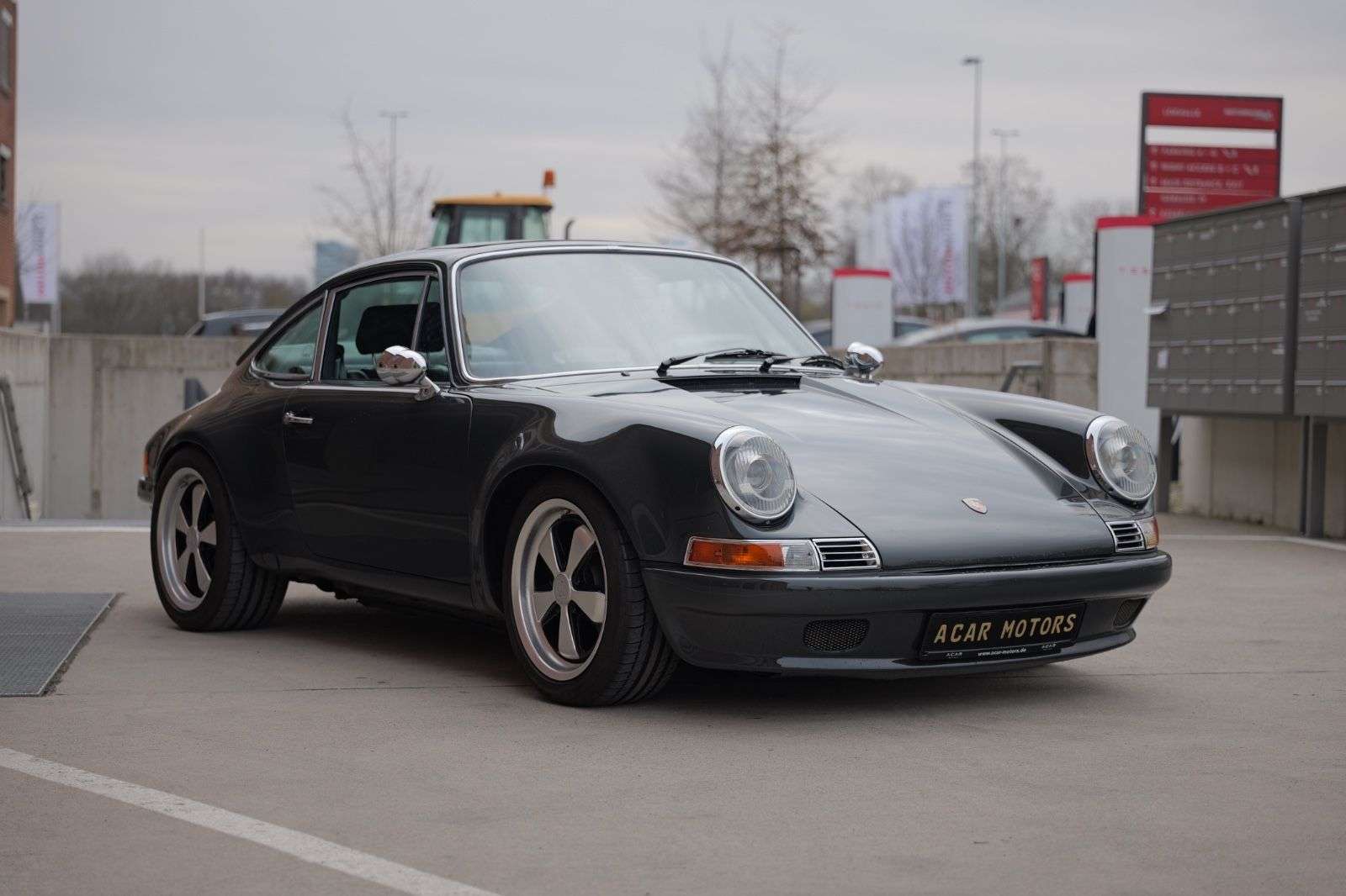 Second hand Porsche 911 