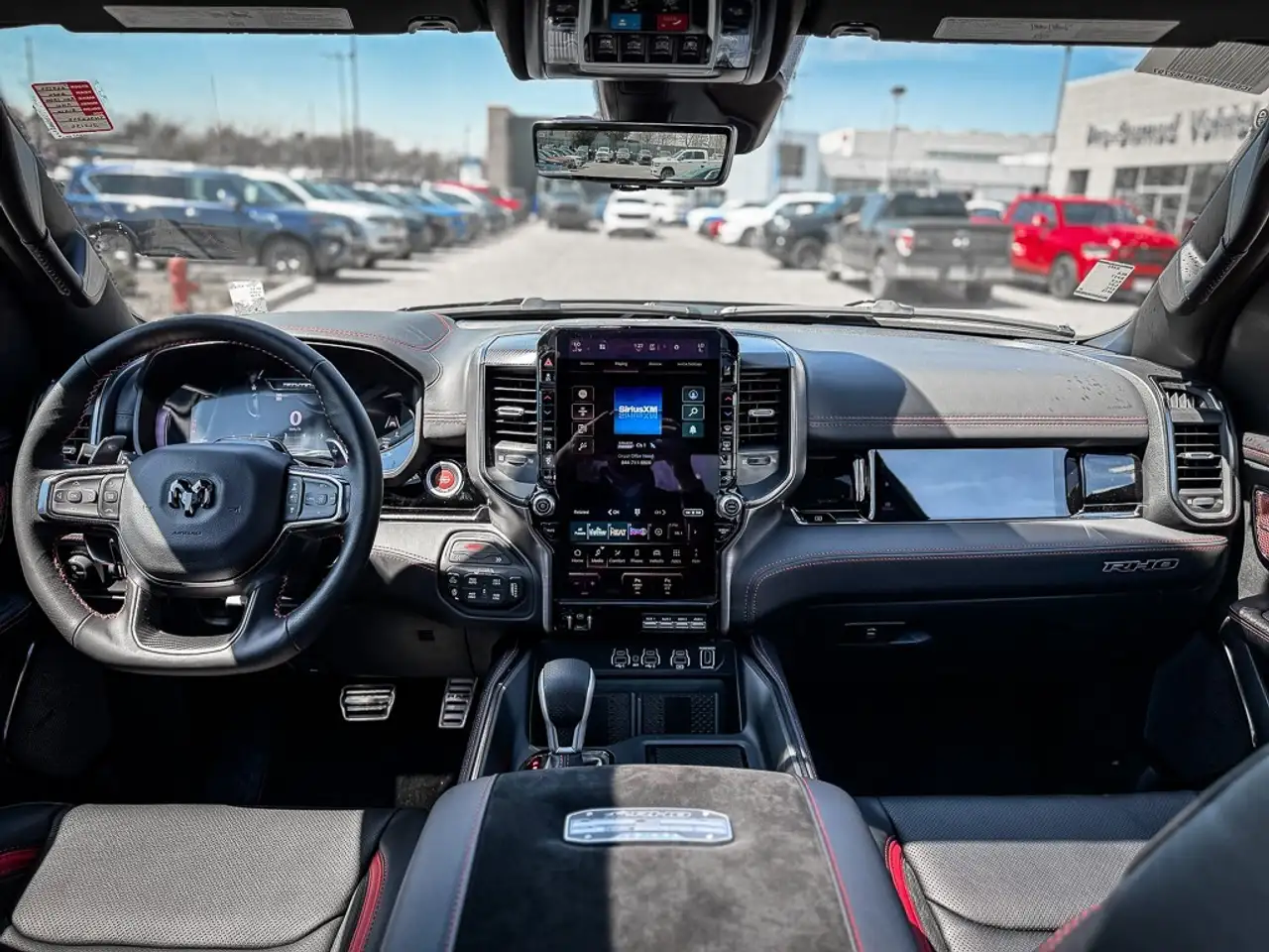 RAM 1500 снимка RAM 1500