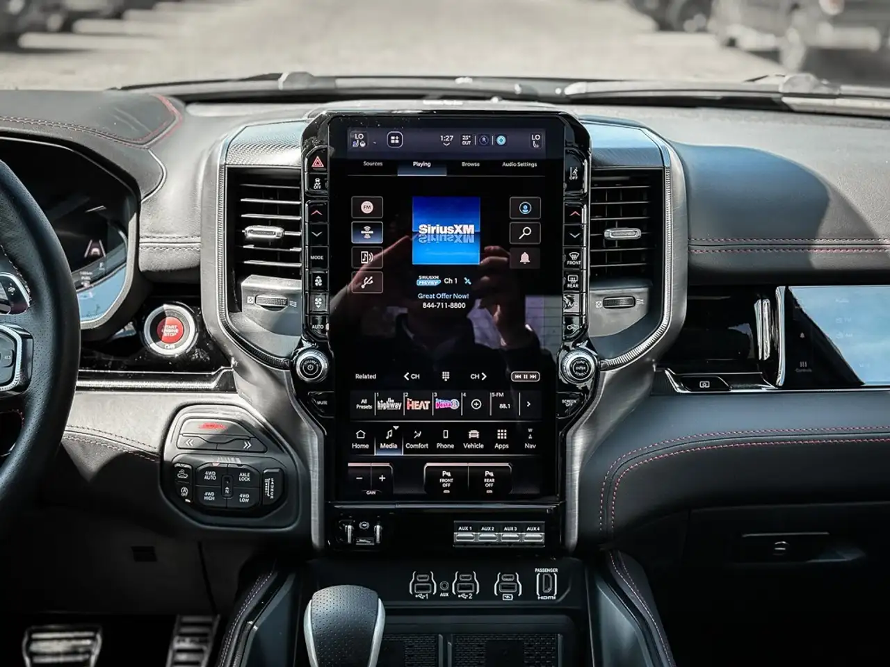 RAM 1500 снимка RAM 1500
