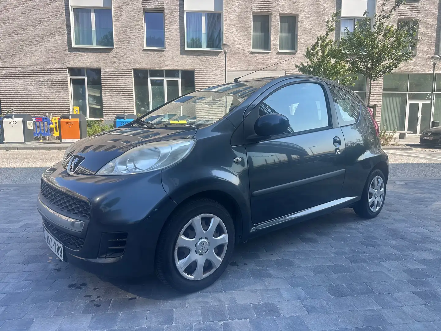 Peugeot 107 107 1.0i Trendy 2Tronic - 1