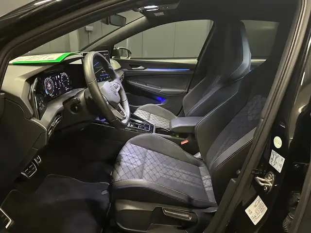 Volkswagen Golf view 14