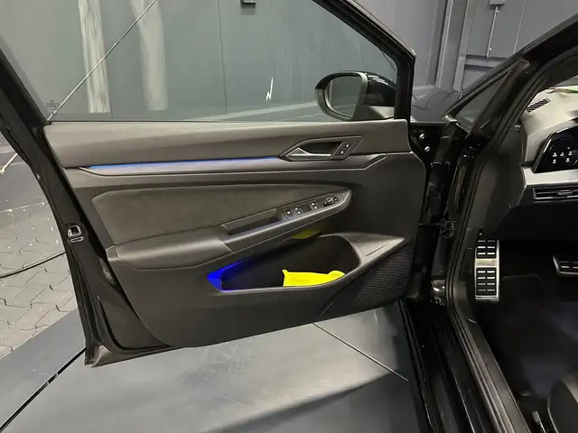 Volkswagen Golf view 13