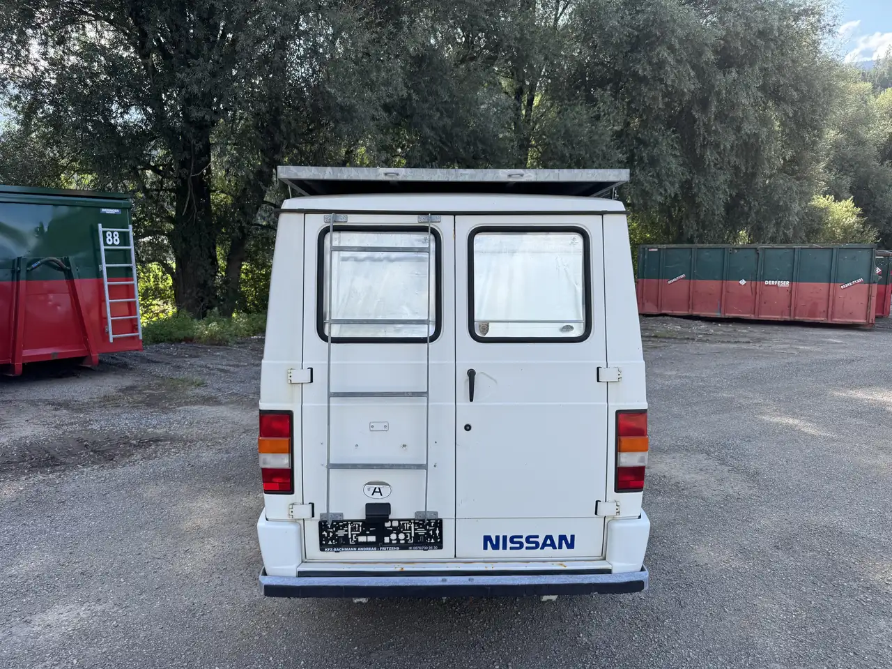 Nissan Trade, foto 7