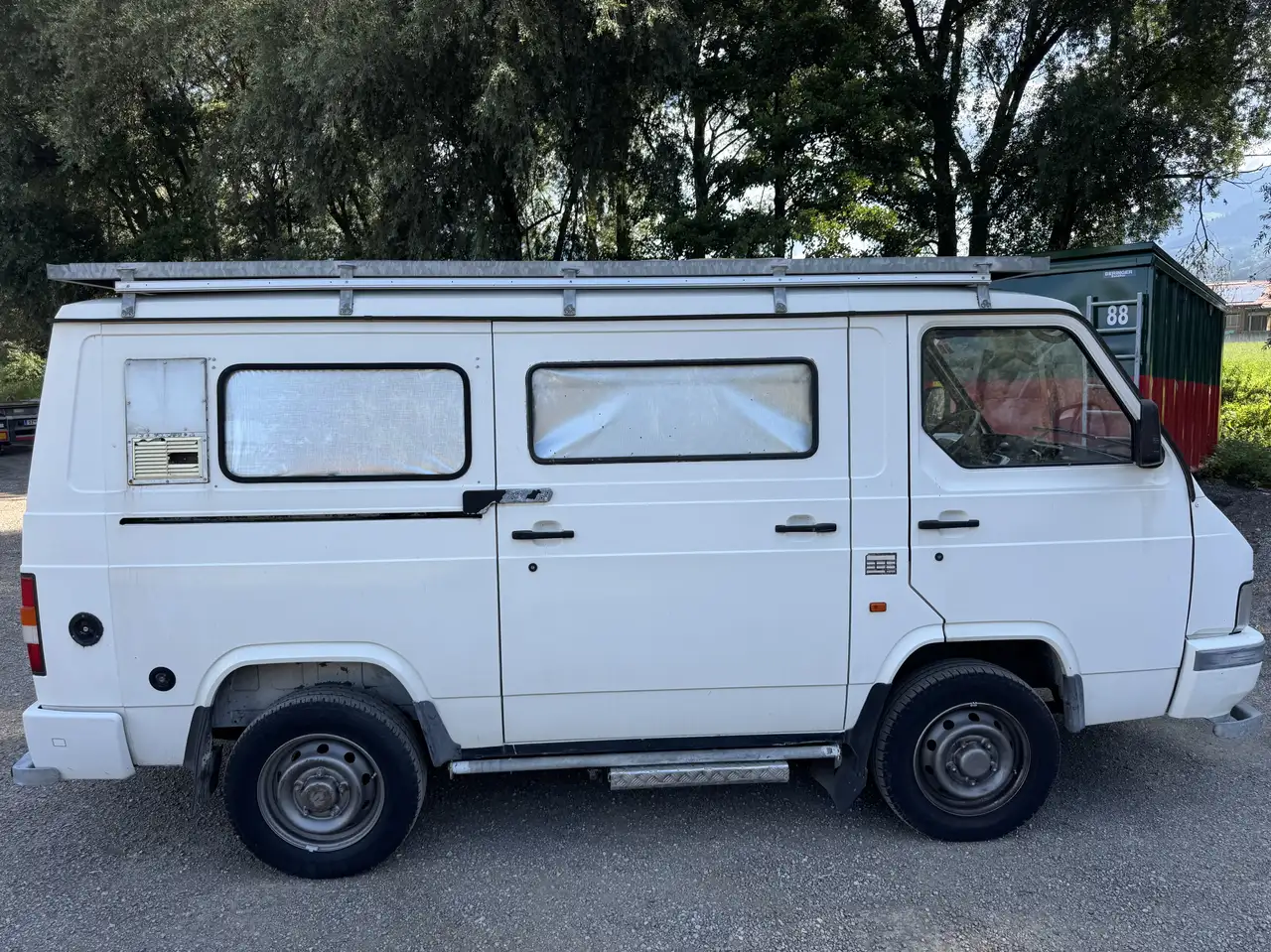 Nissan Trade, foto 5