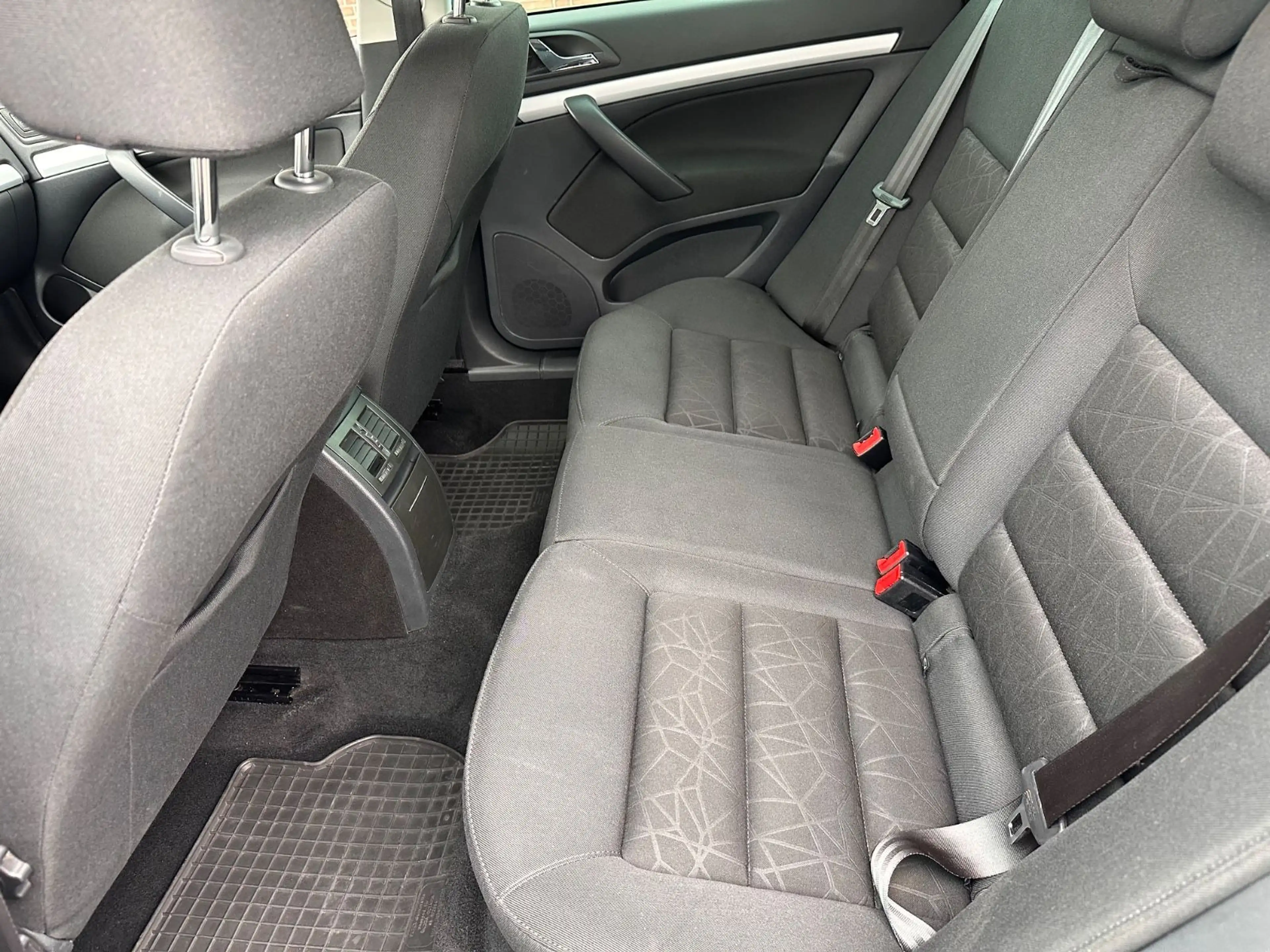 Skoda Octavia Combi Family — photo 10