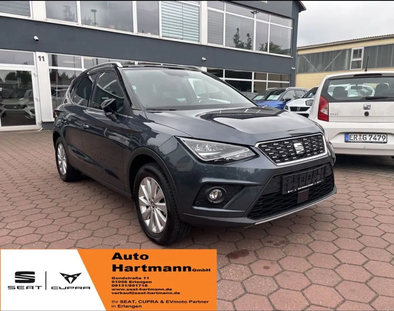 SEAT Arona Xcellence,SHZ,AHK,Navi,FullLink Grigio - 1