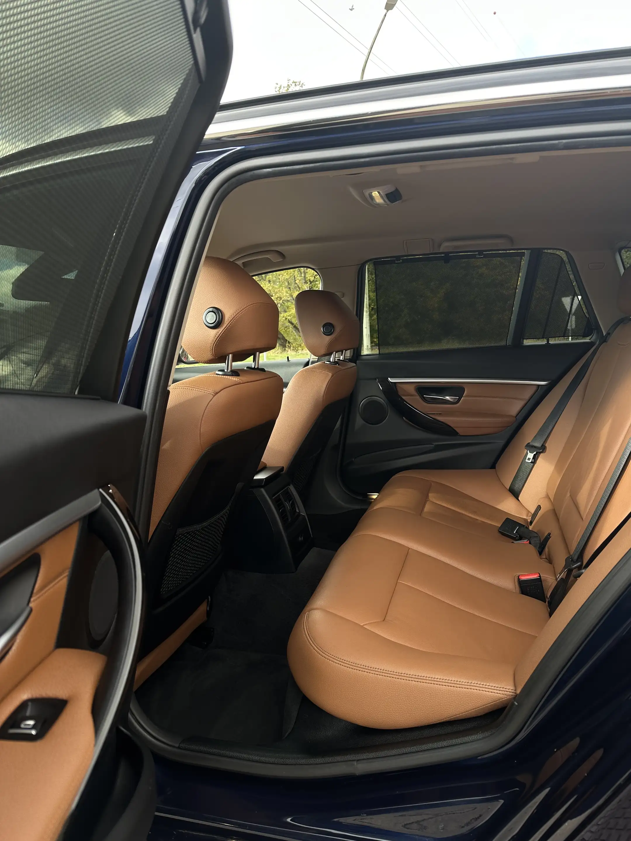 BMW 316 dA Luxury / GPS Cuir LED Caméra Cruise Capteurs — photo 14