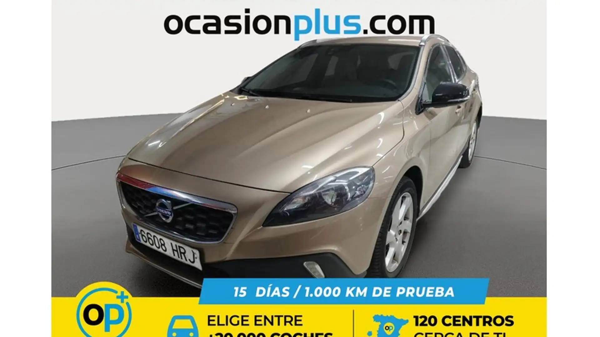 Volvo V40 Cross Country D2 Momentum Marrón - 1