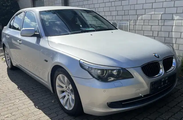 BMW 523 i A Leder/Navi/Xenon/Memory/PDC/HiFiSound