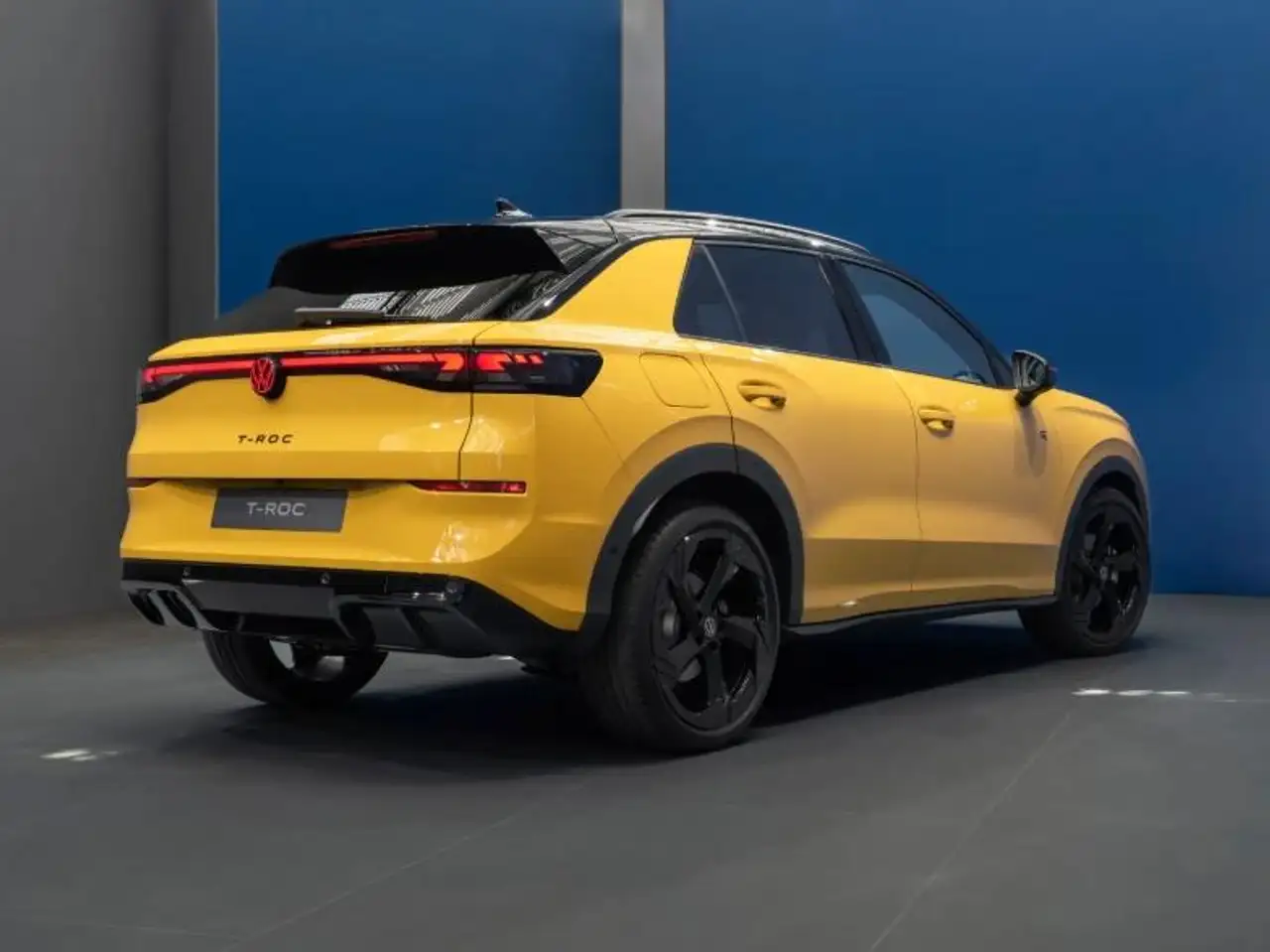 Volkswagen T-Roc T-Roc II 2025 1.5 etsi R-Line 150cv dsg 4