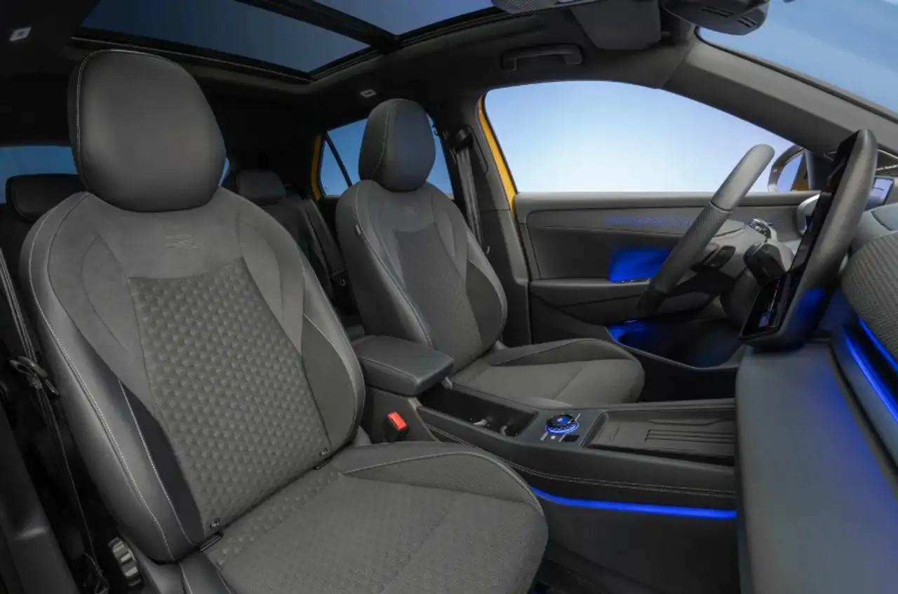 Volkswagen T-Roc T-Roc II 2025 1.5 etsi R-Line 150cv dsg 12