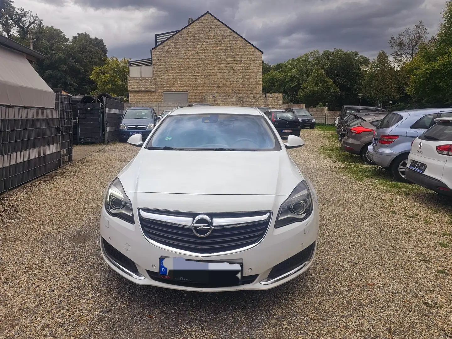 Opel Insignia 2.0 CDTI Sports Tourer Aut. Business Edition - 2