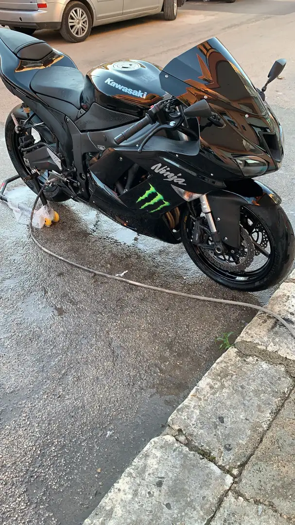 Kawasaki Ninja ZX-6R - 1